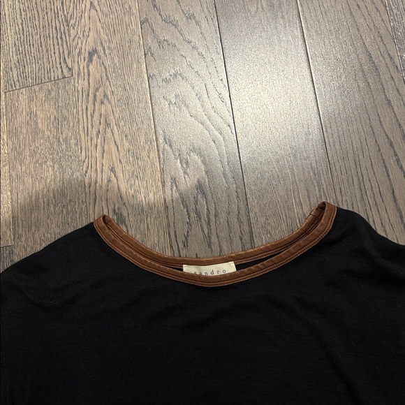 Sandro crewneck panel edge top Sz M - Picture 10 of 11